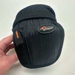 Lowepro Compact Ridge 30 Camera Case – Excellent Condition